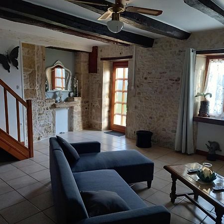 Villa Le Papillon Savigne Exterior foto